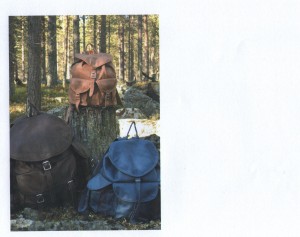 Iso reppu: Korkeus 52 cm, 40 litraa, ympärysmitta 110 cm Päiväreppu: Korkeus 38 cm, 15 litraa, ympärysmitta 80 cm Pieni reppu: Korkeus 30 cm, 6 litraa, ympärysmitta 70 cm Kaikissa repuissa on useita taskuja